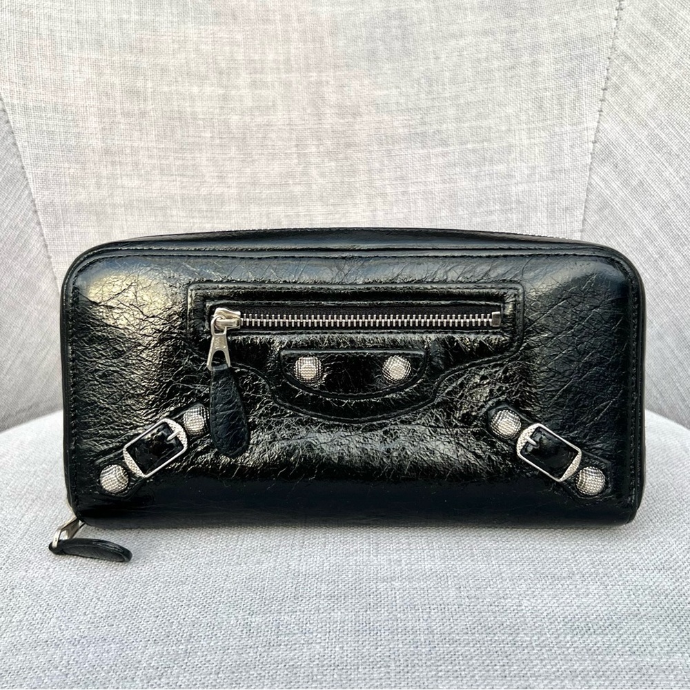 Balenciaga Extra Wide Wallet Clutch Black
